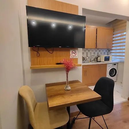 Minutes Away From Taksim Square #401 Apartament *