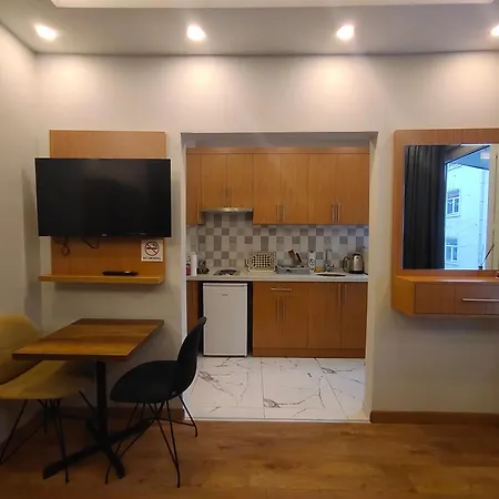 Minutes Away From Taksim Square #401 Apartamento *